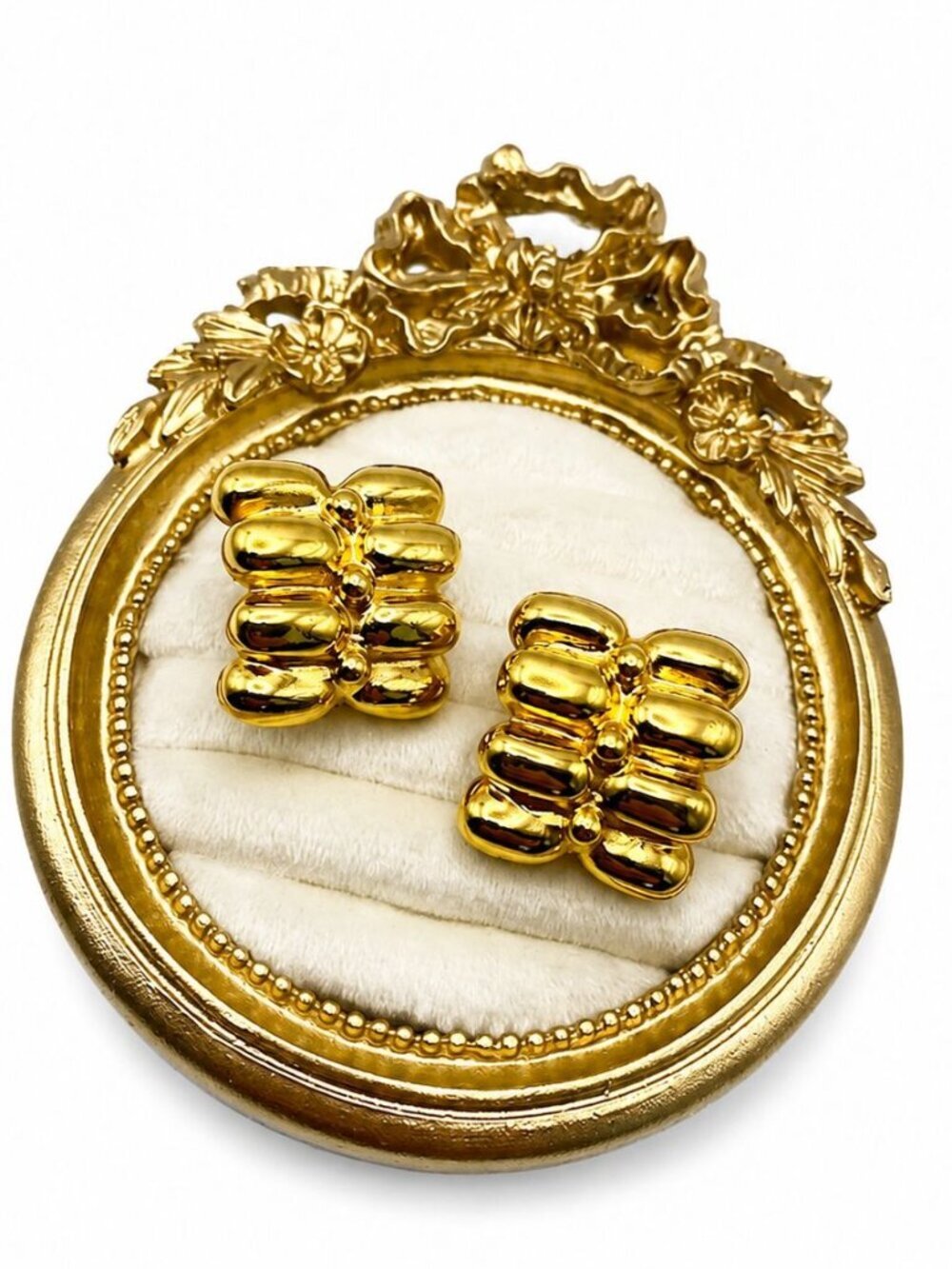 Vintage 80s Gold Tone Chunky Clip-On Earrings Bold Ribbed Statement Earrings